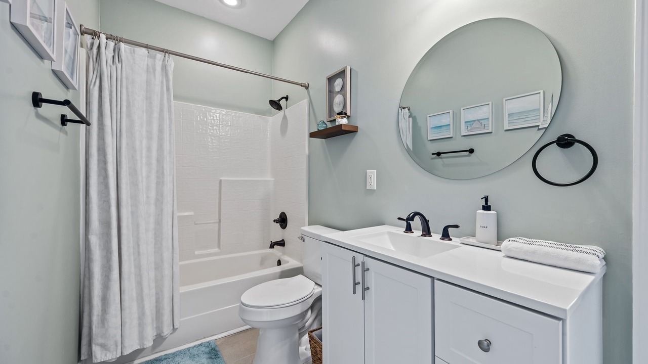 Photo of Bathroom in Ocean City Beach