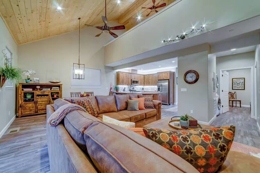 Photo of Livingroom in Mariposa