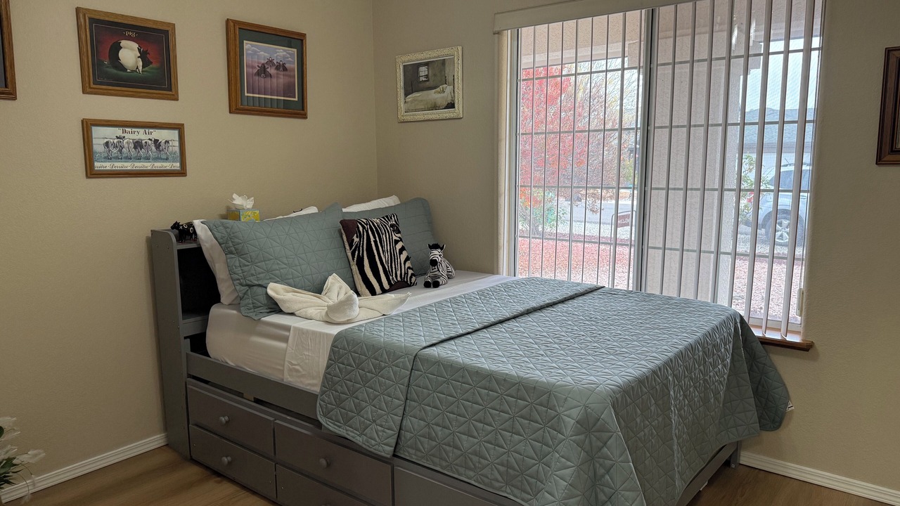 Photo of Bedroom in Prescott Valley Units