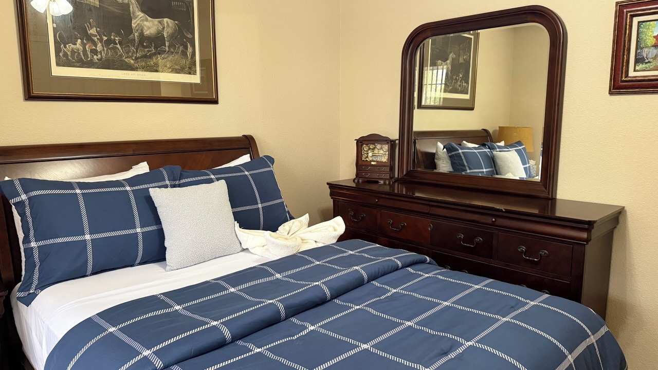 Photo of Bedroom in Prescott Valley Units