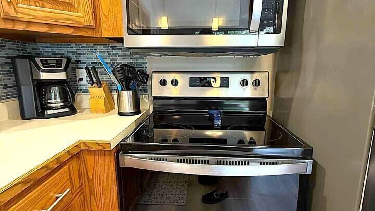 Photo of Kitchen in Kelleys Island