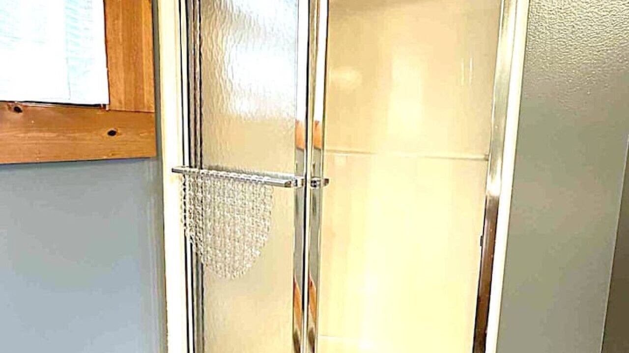 Photo of Bathroom in Kelleys Island