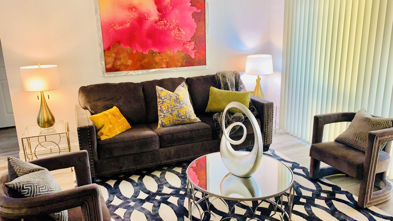 Photo of Livingroom in Roosevelt
