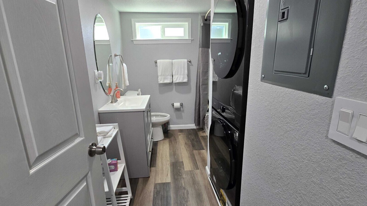Photo of Bathroom in Merced County