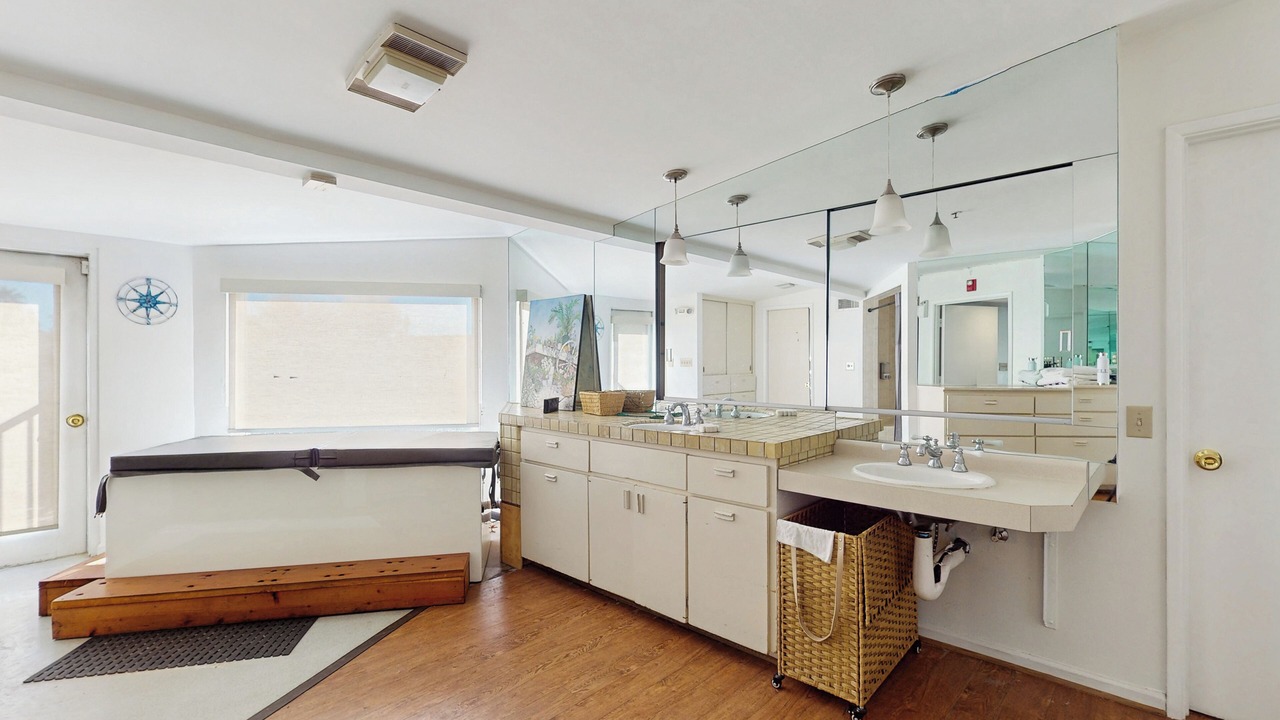 Photo of Bathroom in Alhambra