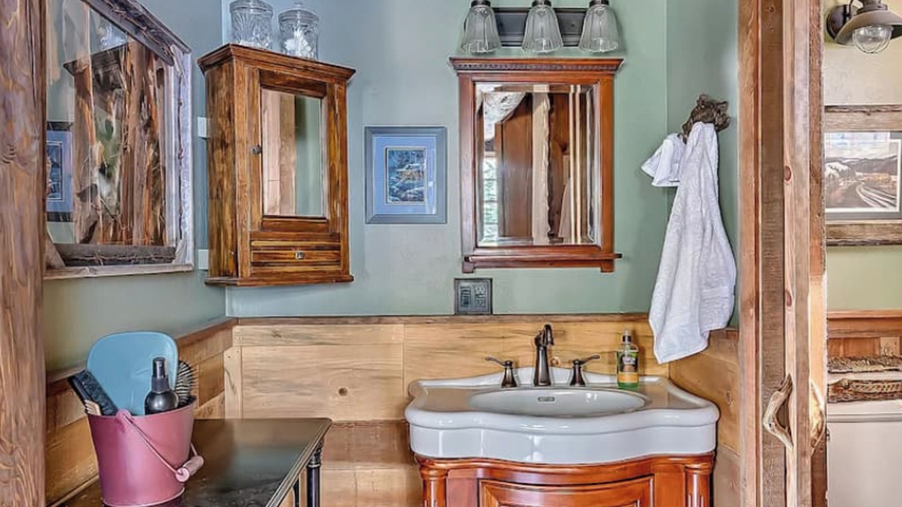 Photo of Bathroom in Greer