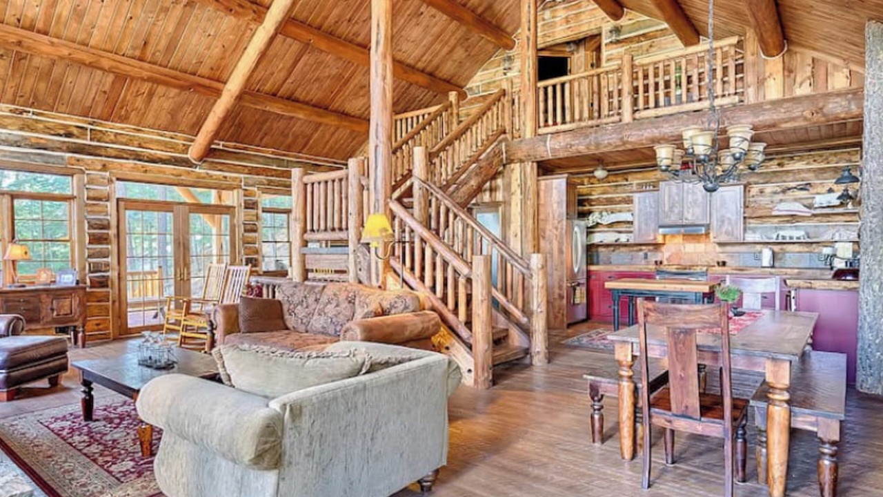 Photo of Livingroom in Greer