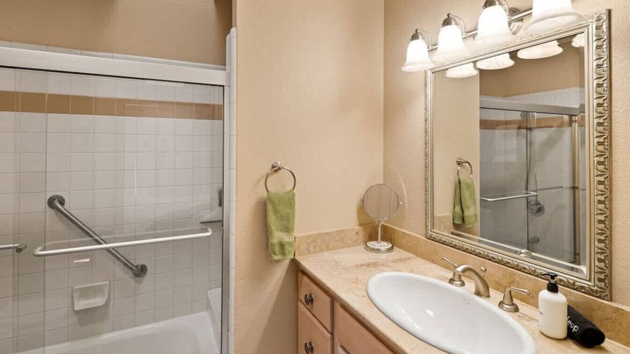 Photo of Bathroom in Oak Creek