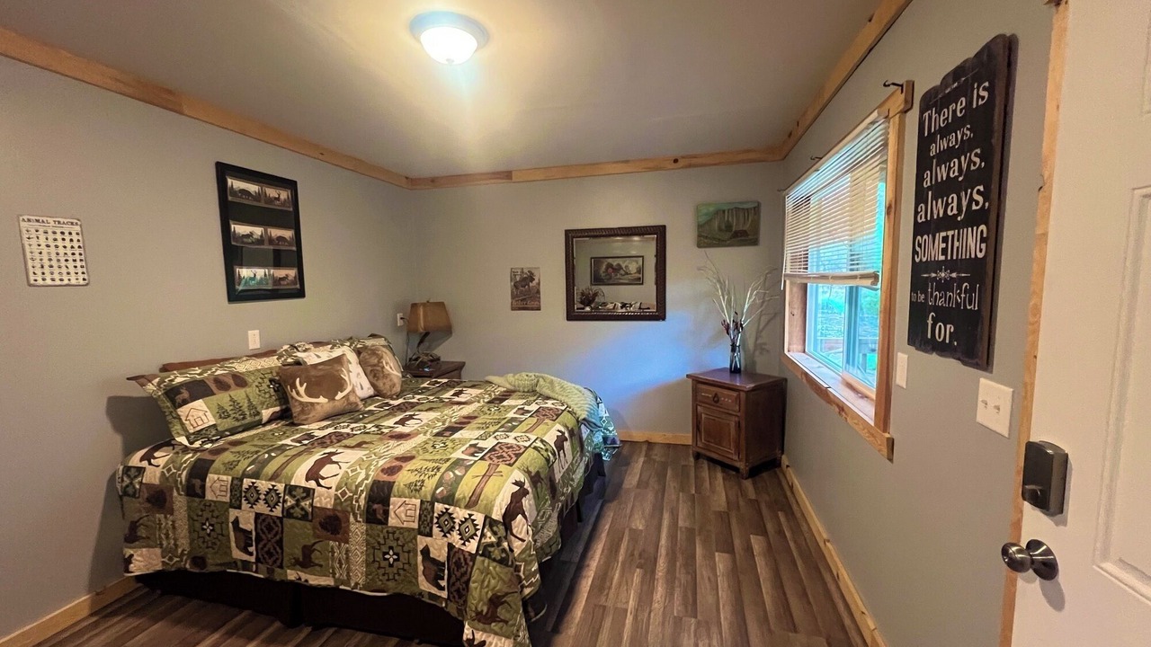 Photo of Bedroom in Sevier