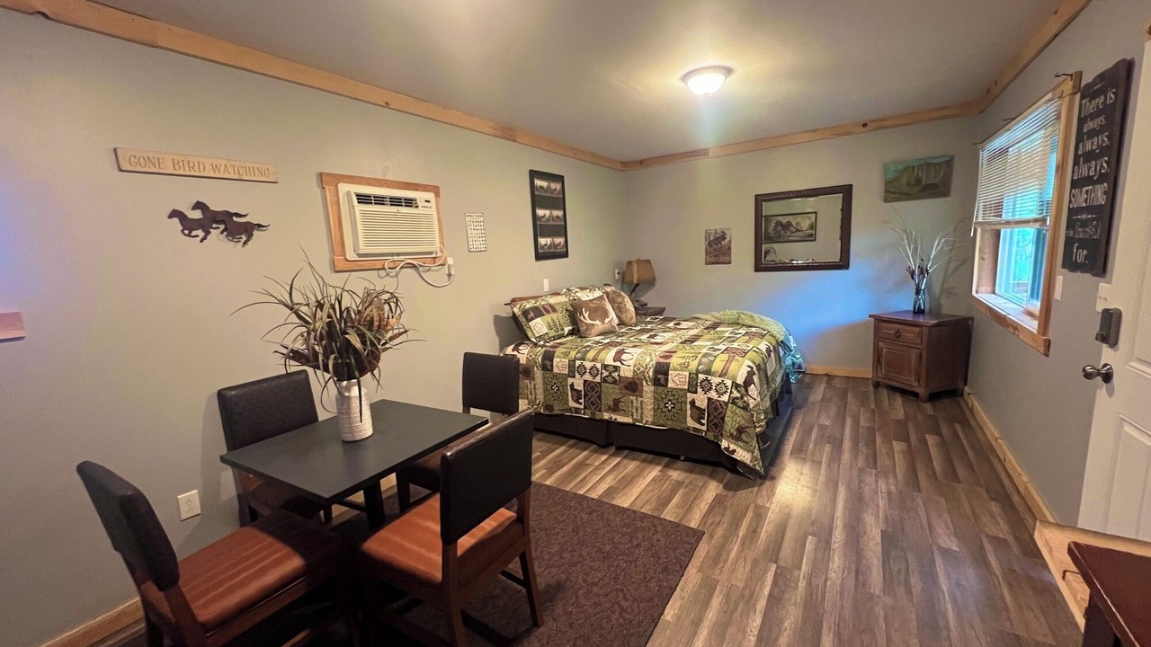 Photo of Bedroom in Sevier