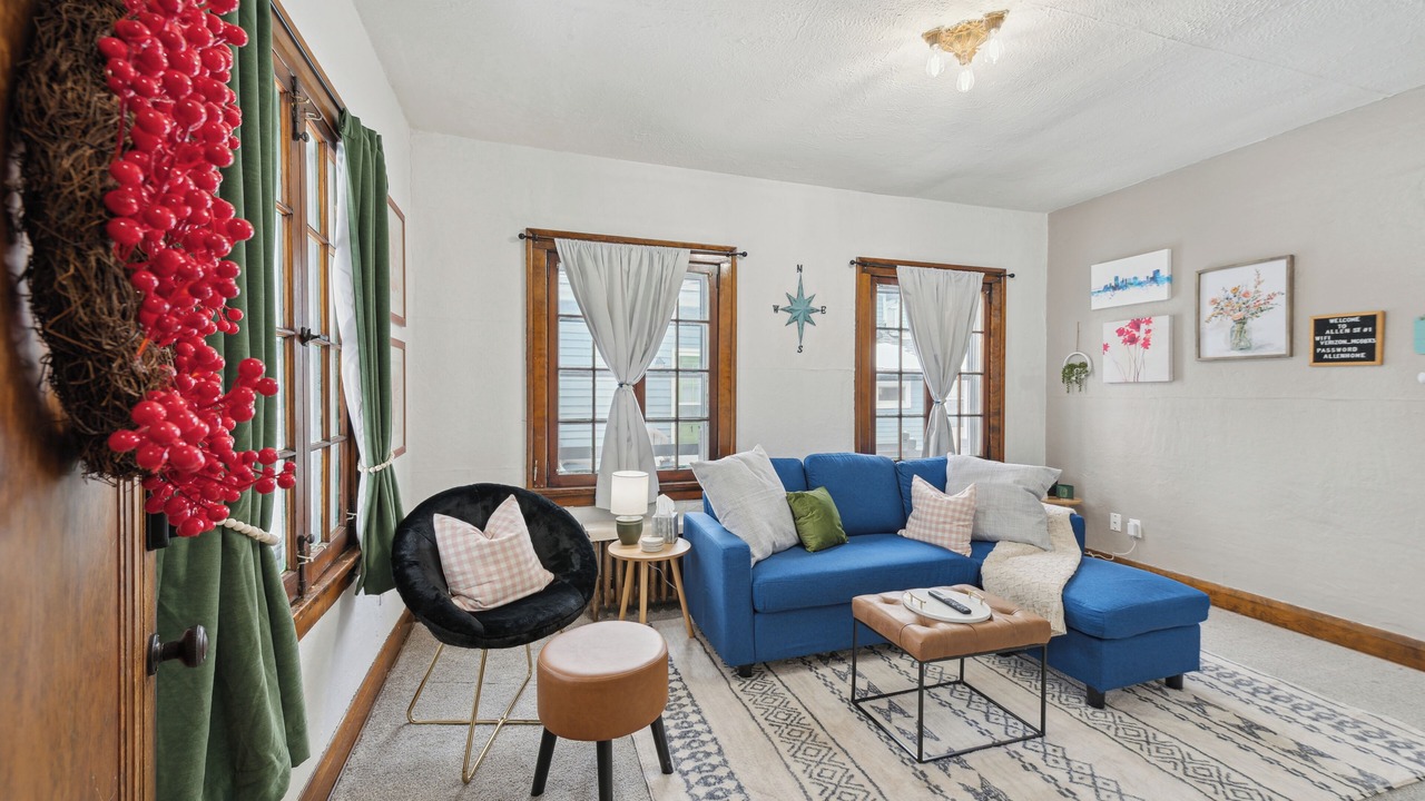 Photo of Livingroom in Maumee