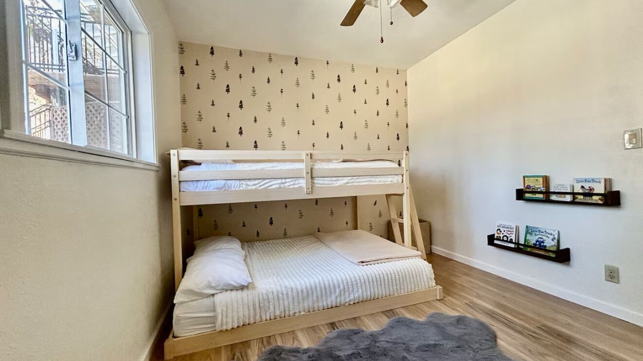 Photo of Bedroom in Cedar Ridge