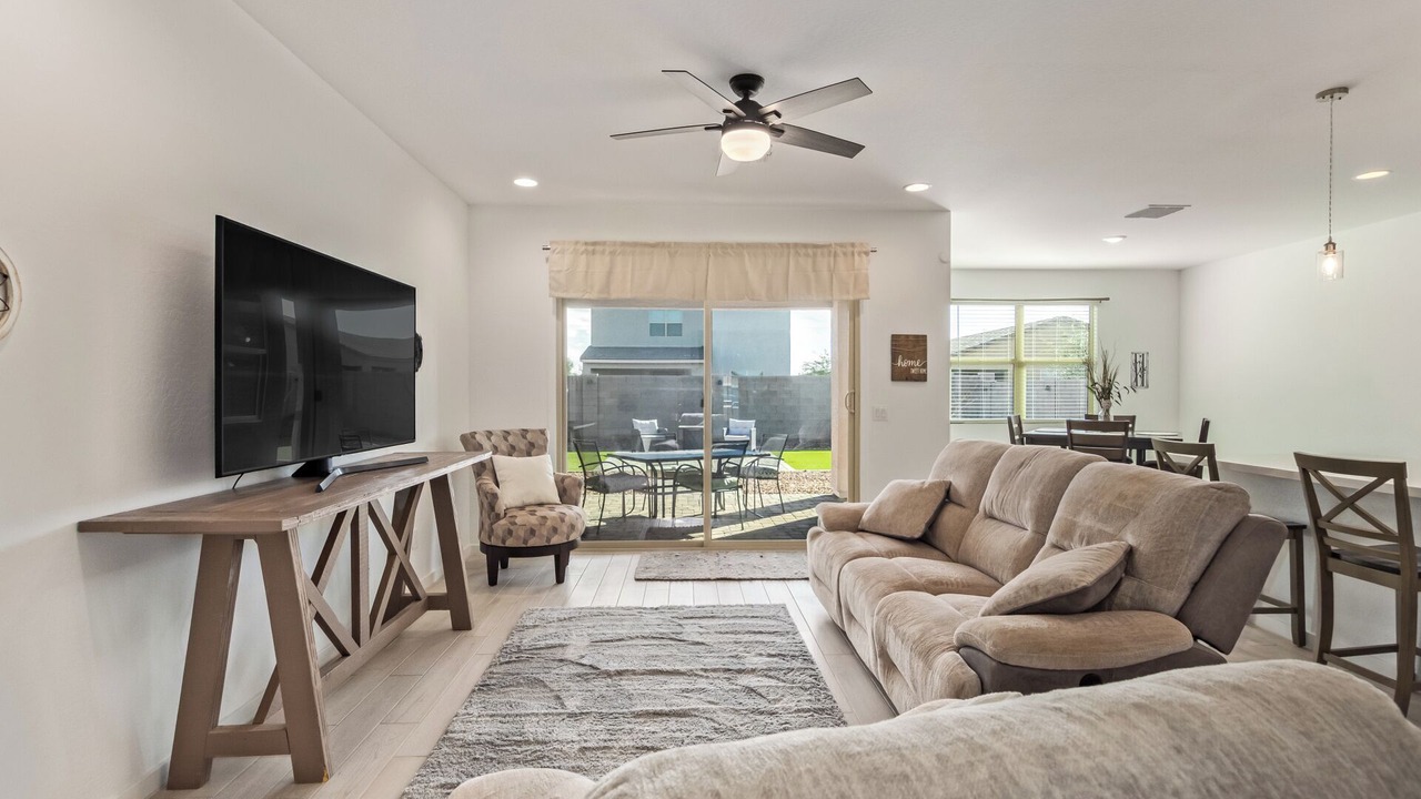 Photo of Livingroom in San Tan Valley