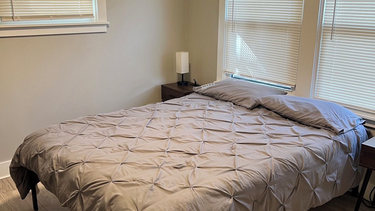 Photo of Bedroom in Near Eastside