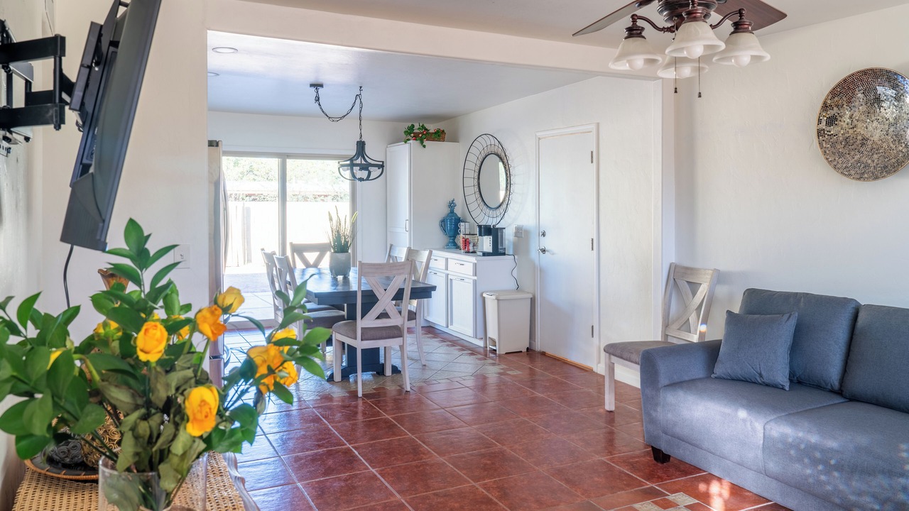 Photo of Livingroom in Tucson