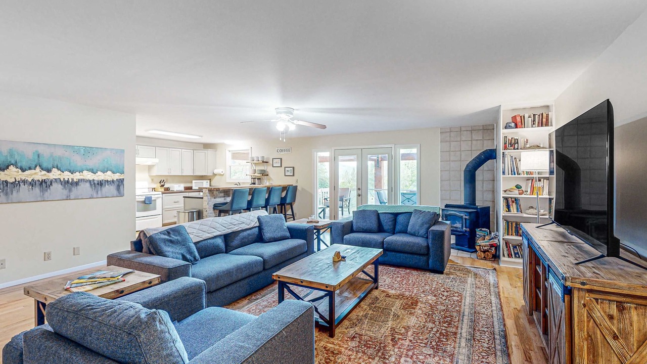 Photo of Livingroom in Spirit Lake