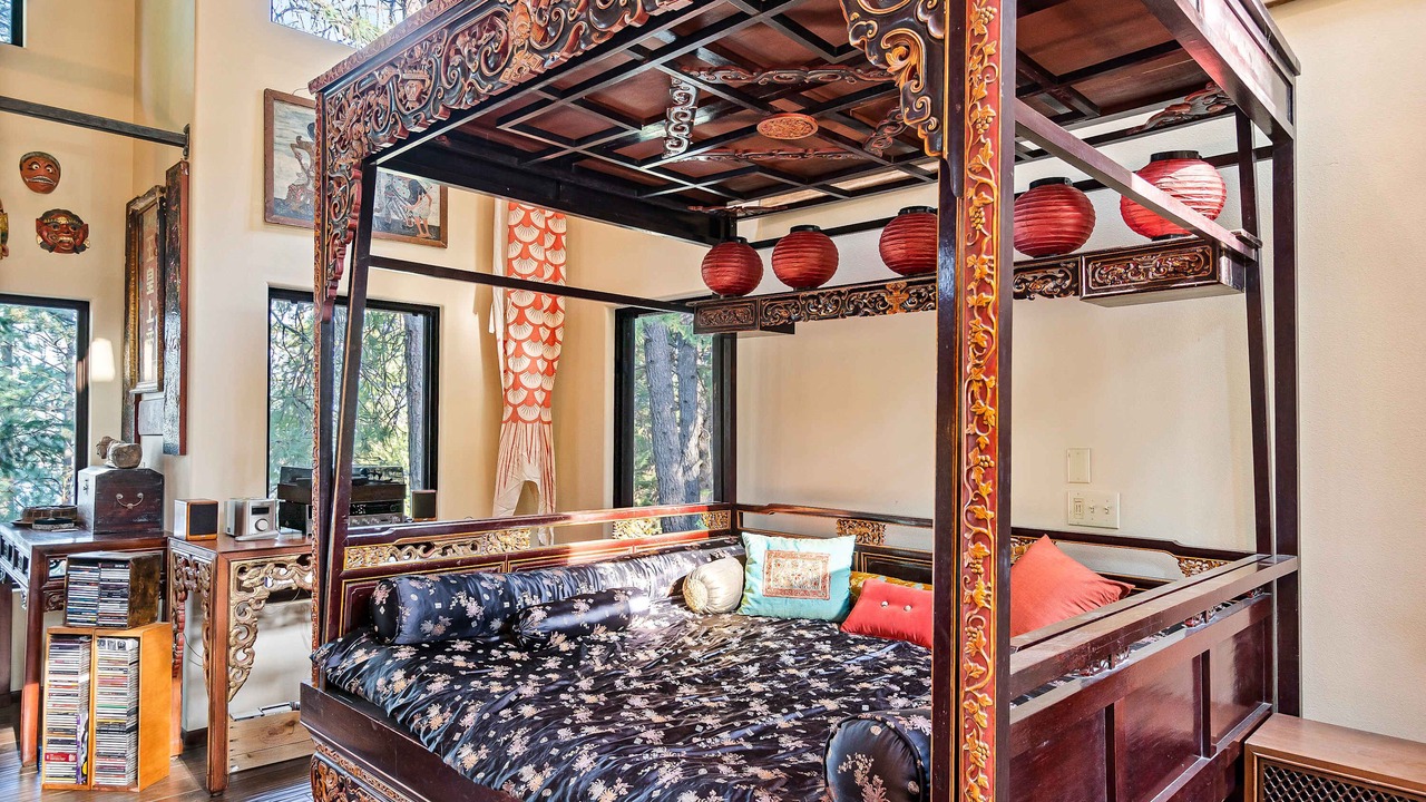 Photo of Bedroom in Harrison