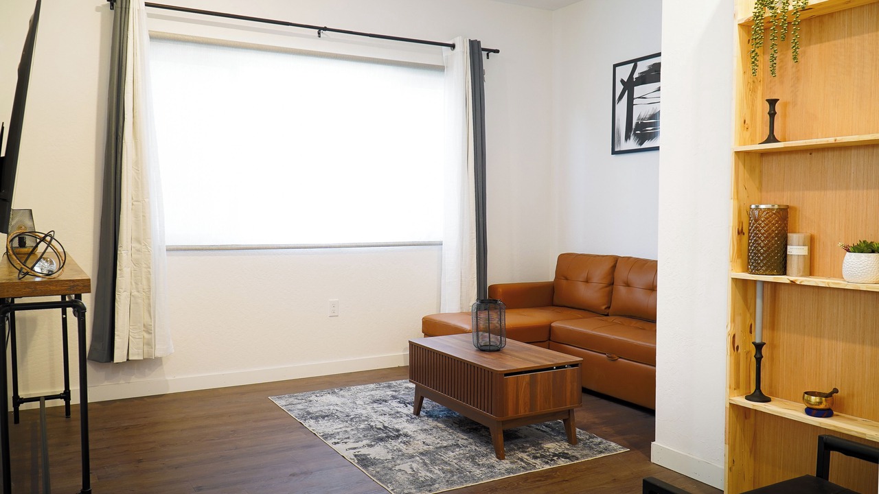 Photo of Livingroom in Hanford