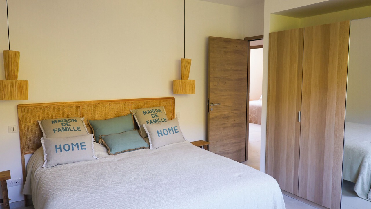 Photo of Bedroom in Zonza