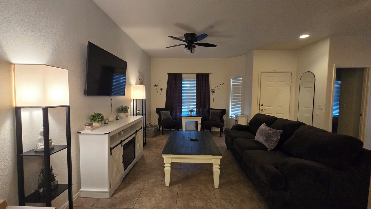 Photo of Livingroom in Phoenix