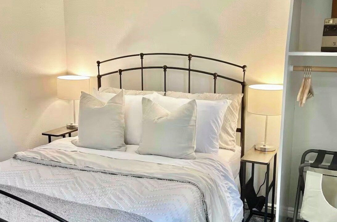 Photo of Bedroom in Price