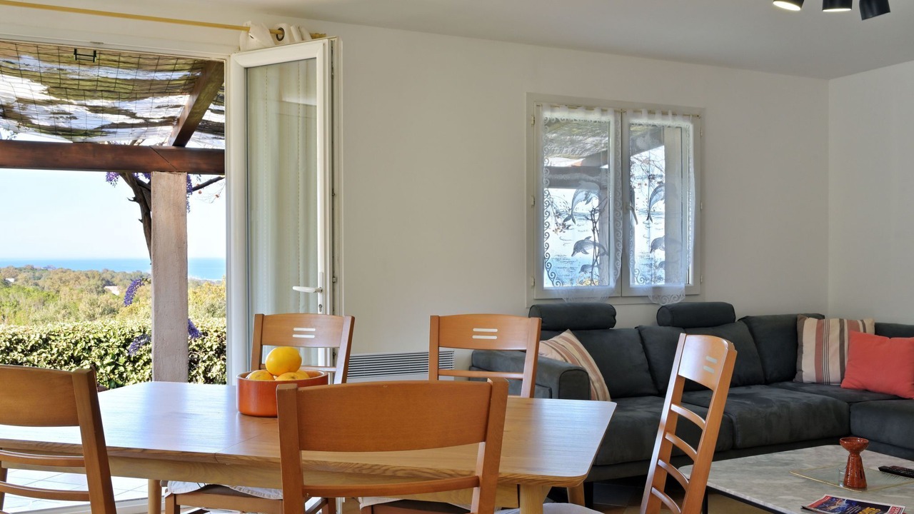 Photo of Livingroom in Cervione