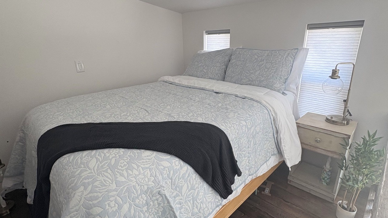 Photo of Bedroom in Riverfront