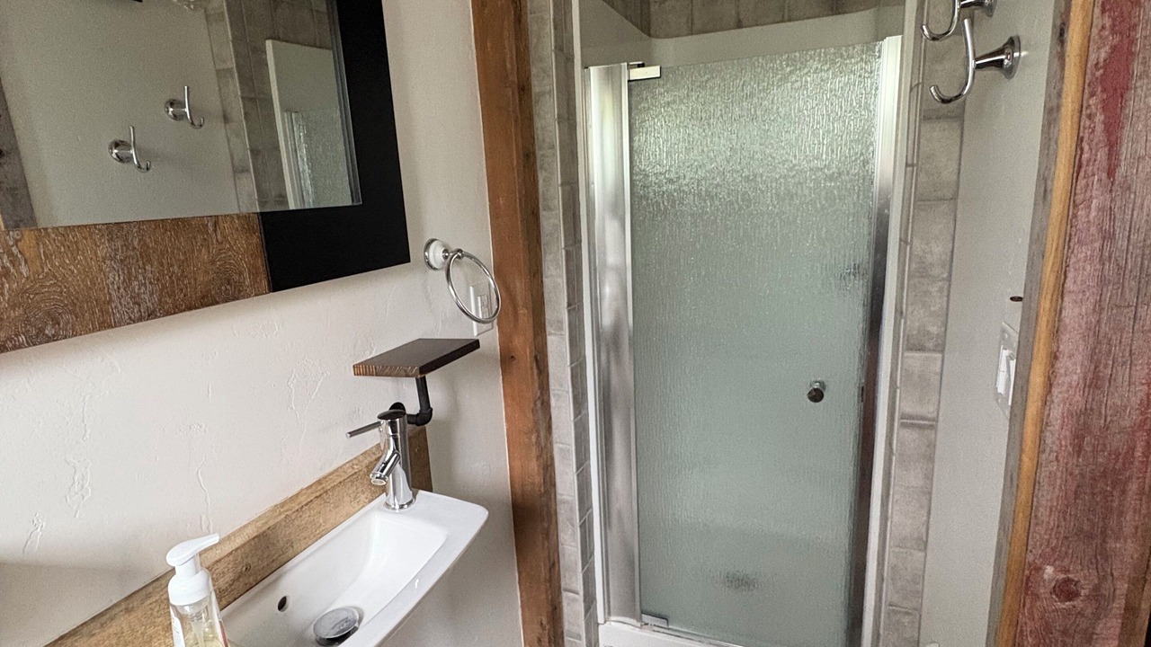 Photo of Bathroom in Riverfront