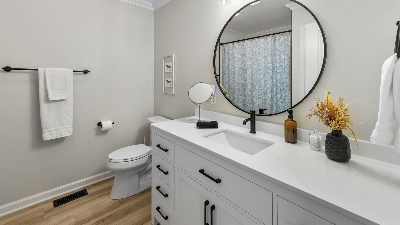 Photo of Bathroom in Shelbyville