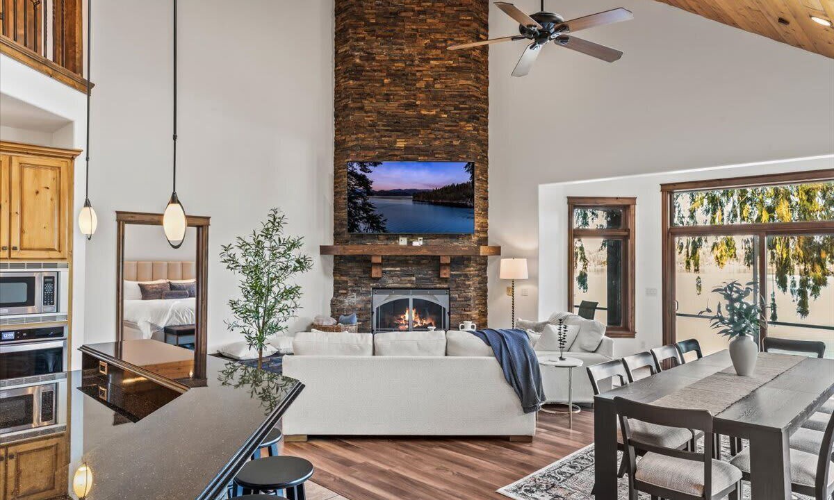 Photo of Livingroom in Hayden View Estates