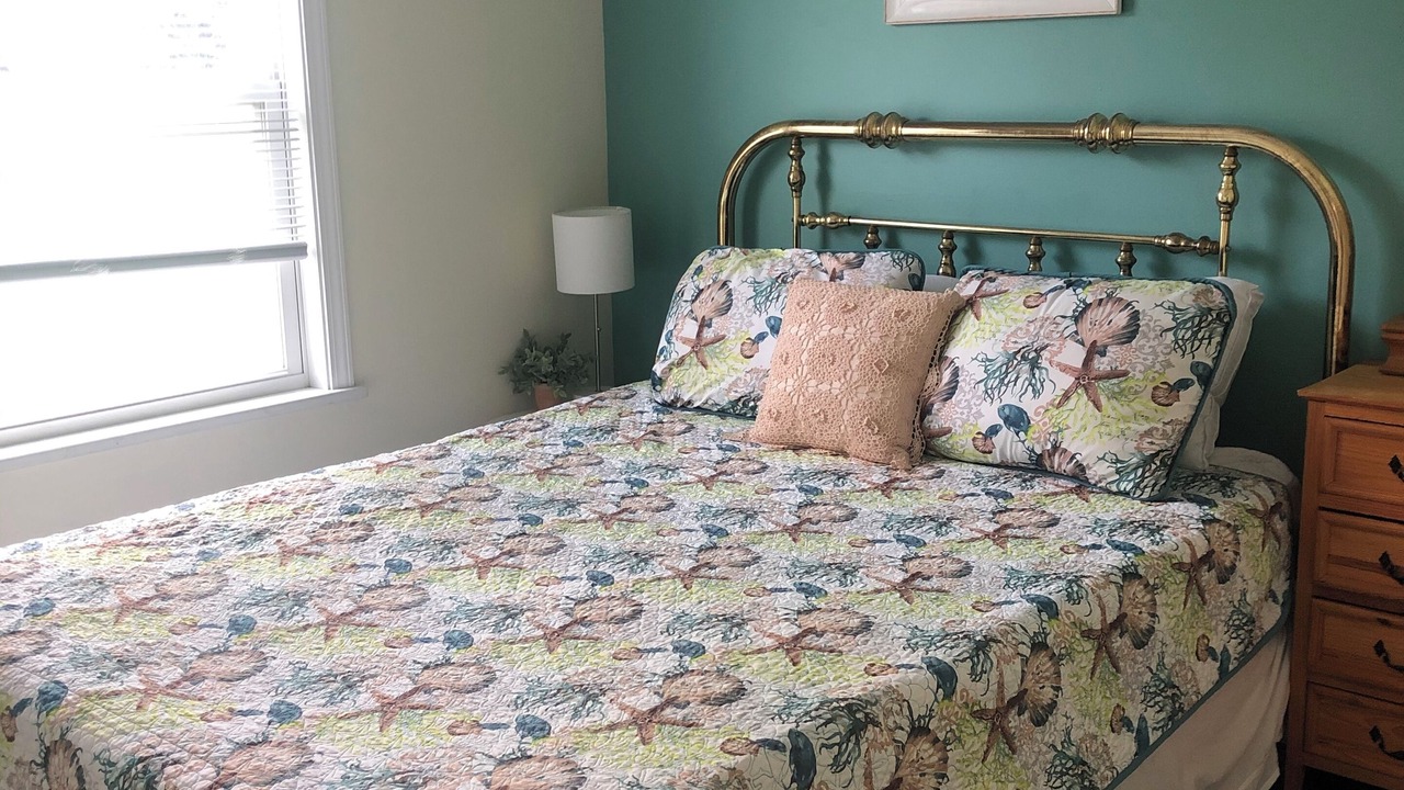 Photo of Bedroom in Kelleys Island