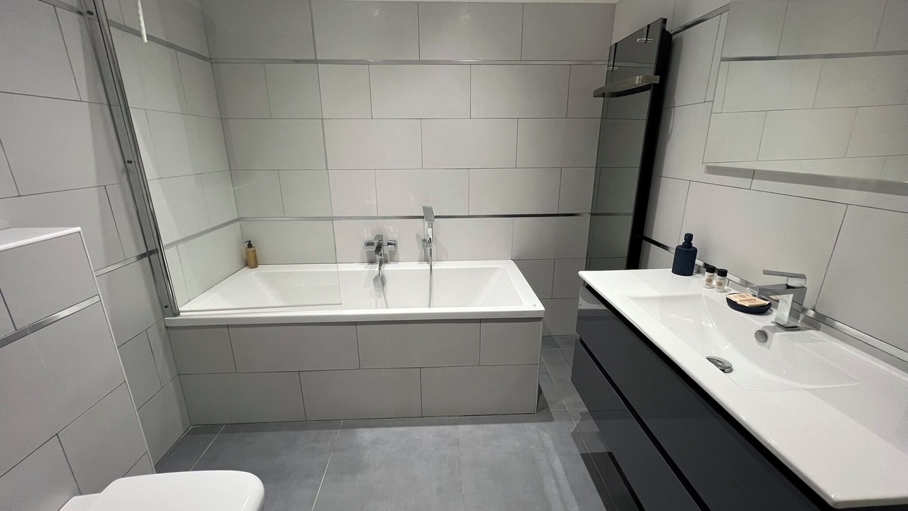 Photo of Bathroom in Ville-di-Paraso