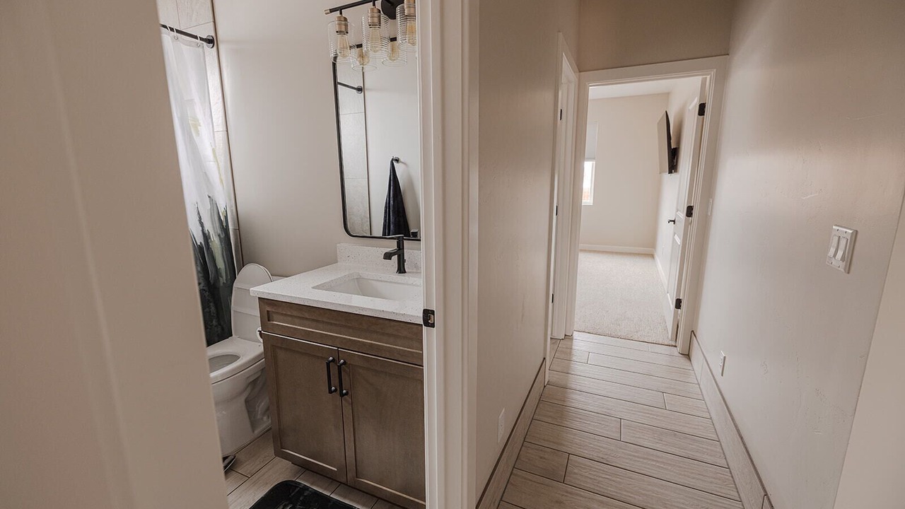 Photo of Bathroom in Page
