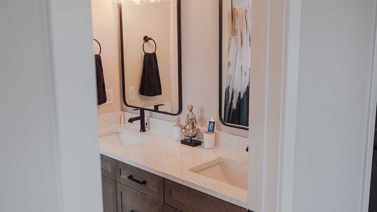 Photo of Bathroom in Page
