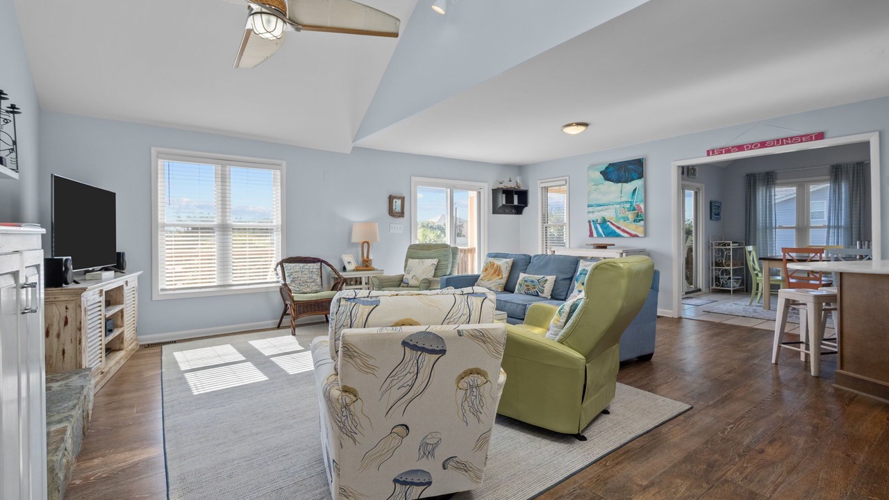 Photo of Livingroom in The Point