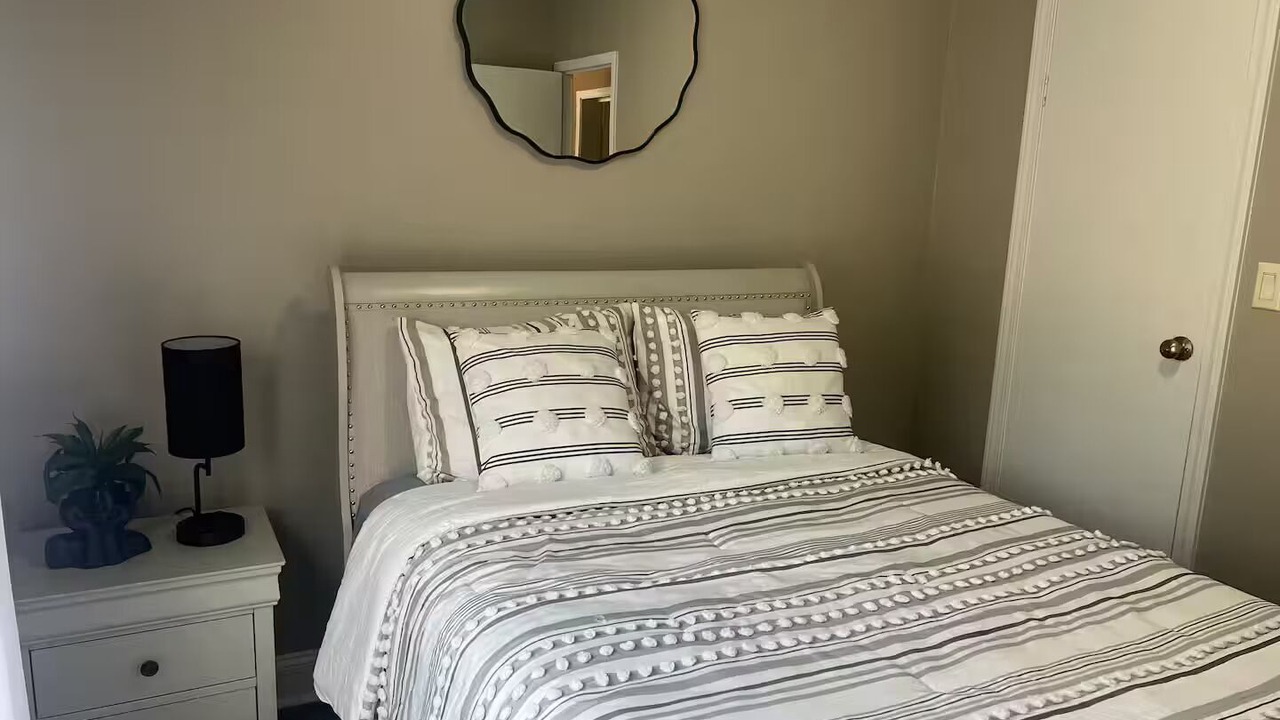 Photo of Bedroom in Wrightsboro