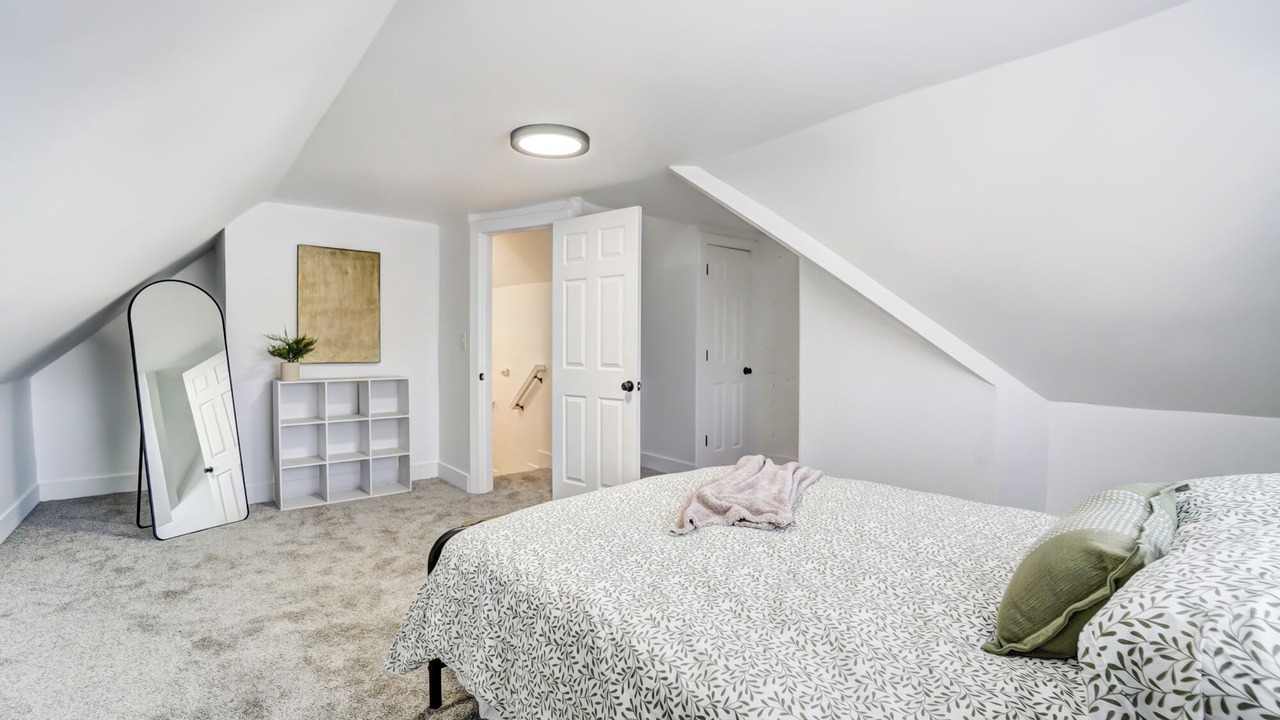 Photo of Bedroom in Northside