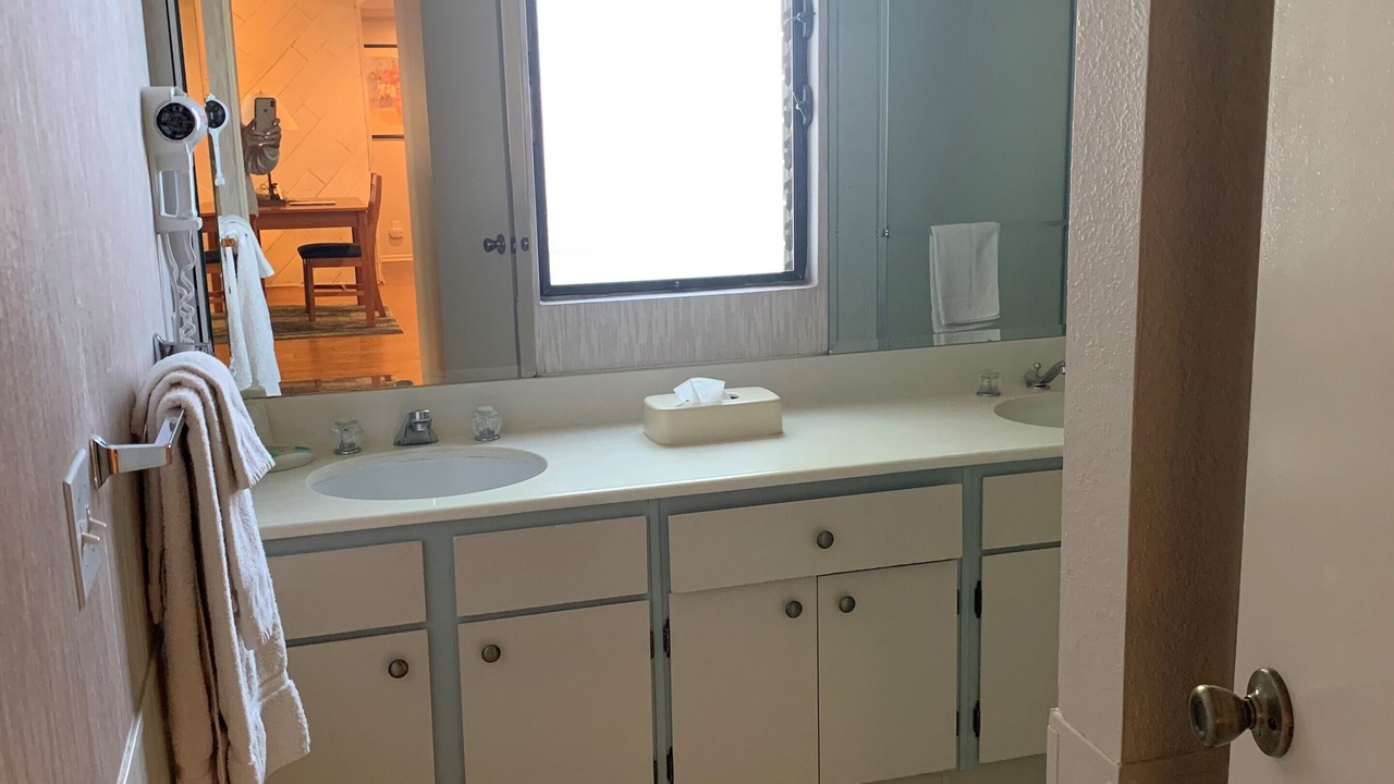 Photo of Bathroom in Indian Canyon