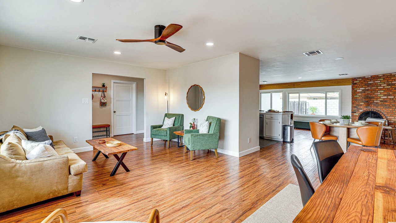 Photo of Livingroom in Tempe