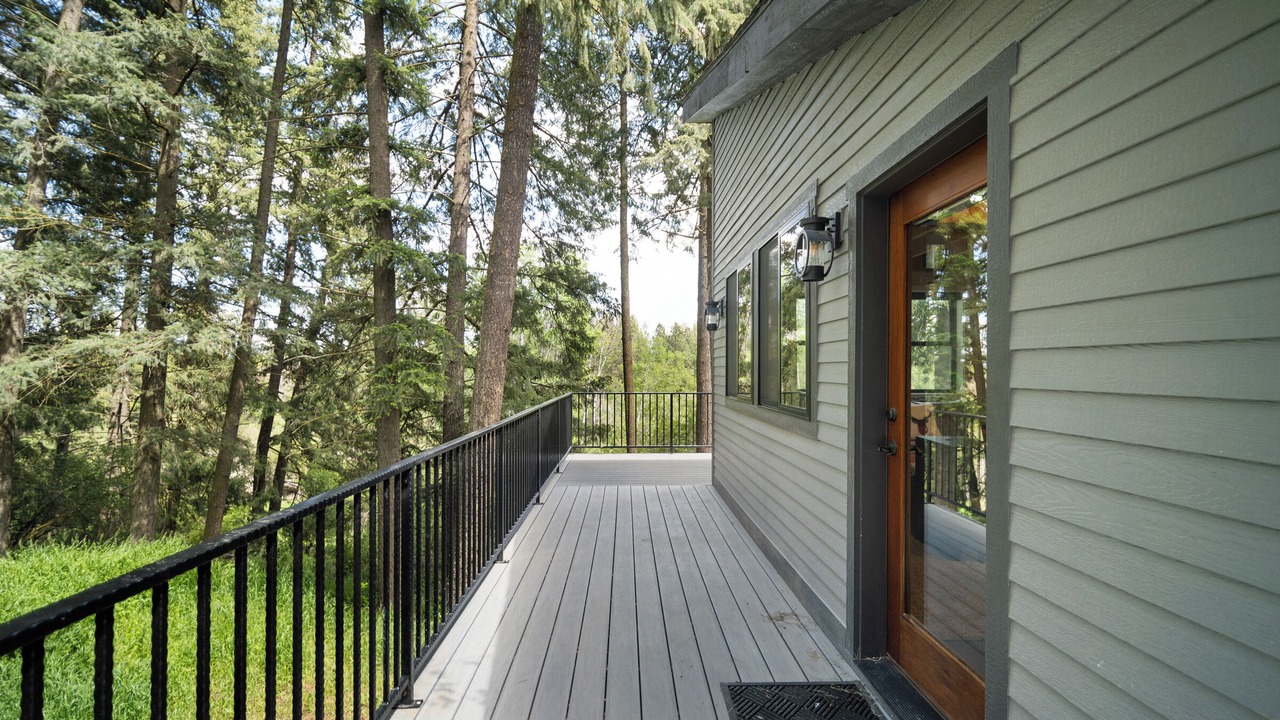 Photo of Patio Balcony in Colbert
