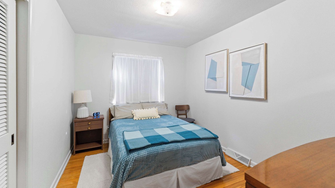 Photo of Bedroom in Ames