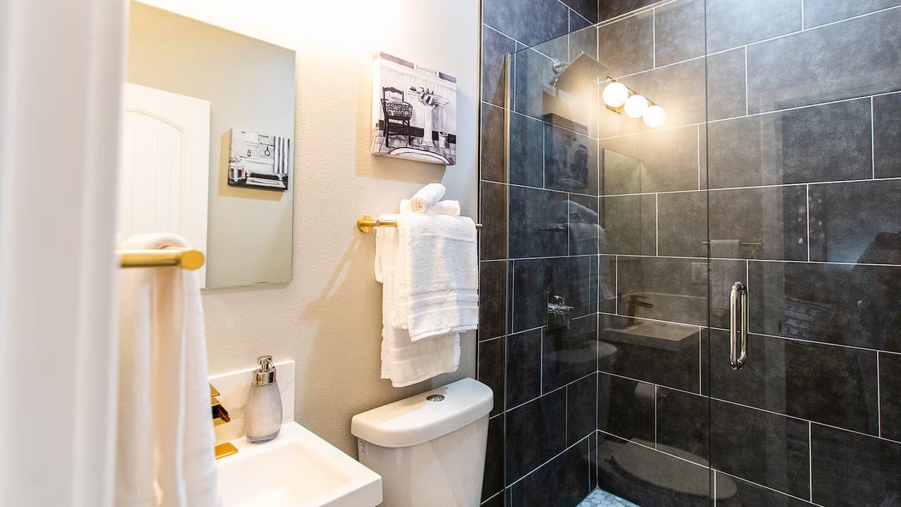 Photo of Bathroom in University Heights