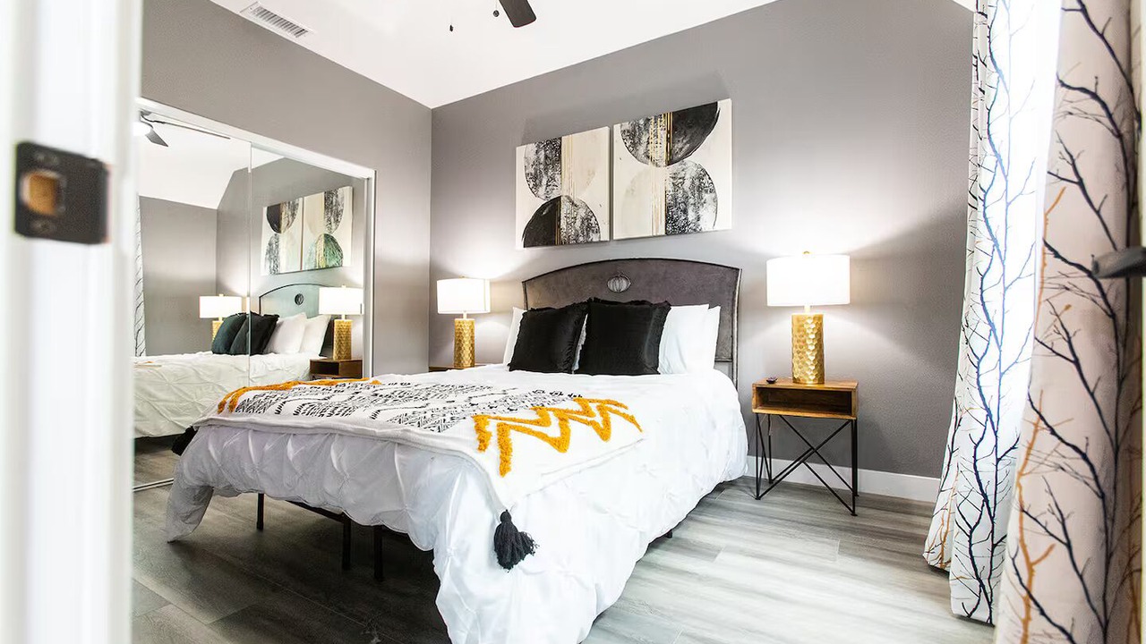 Photo of Bedroom in University Heights