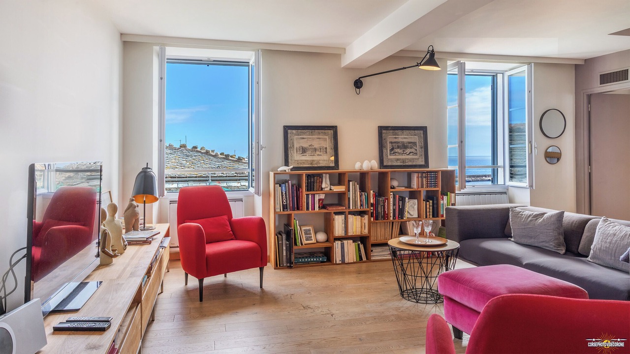 Photo of Livingroom in Bastia