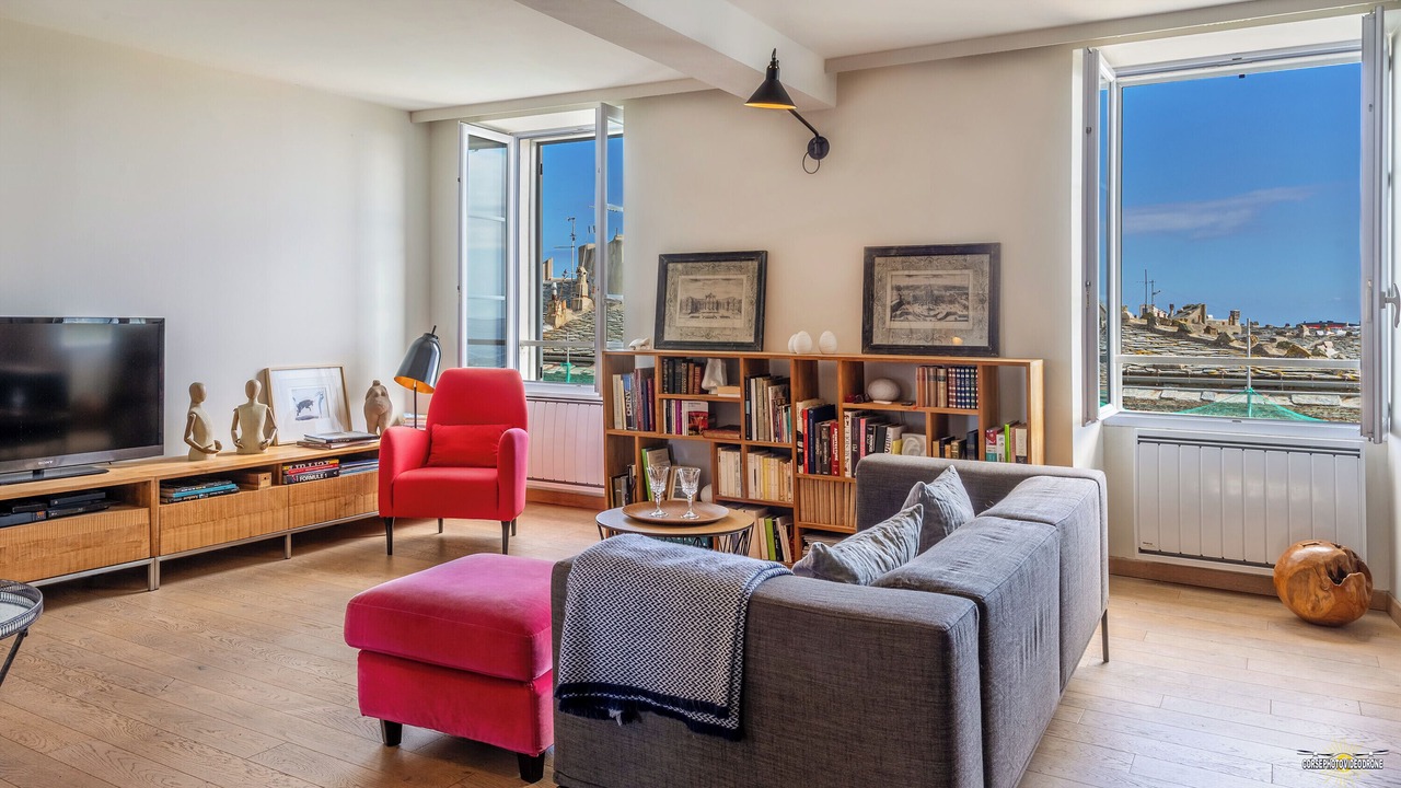 Photo of Livingroom in Bastia