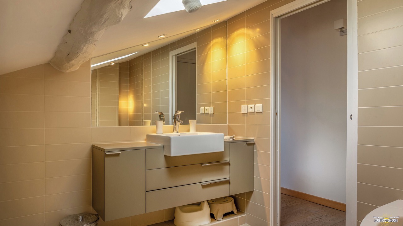 Photo of Bathroom in Bastia