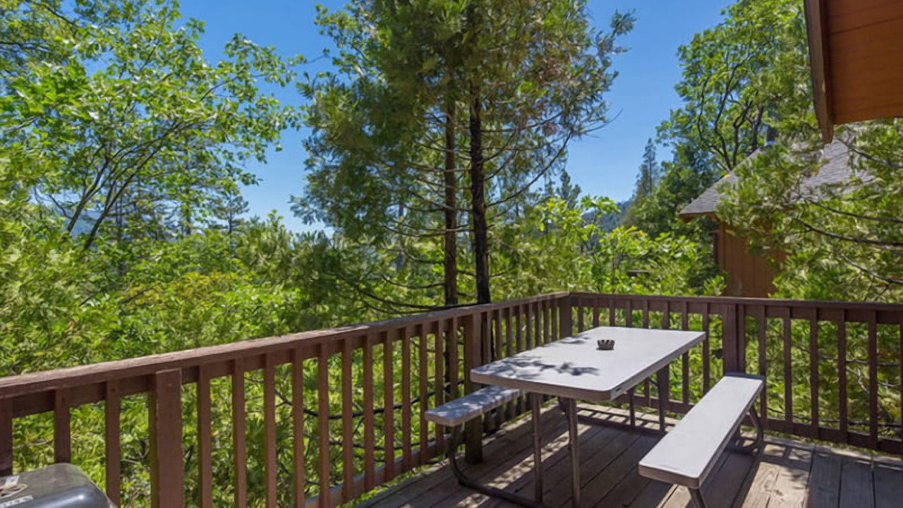 Photo of Outdoor in Bass Lake