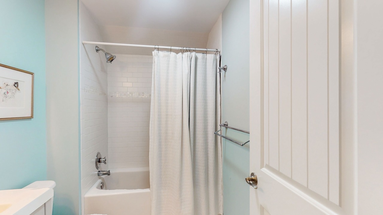 Photo of Bathroom in Edgewater