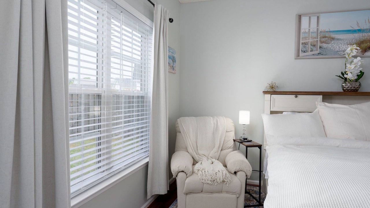 Photo of Bedroom in Murraysville