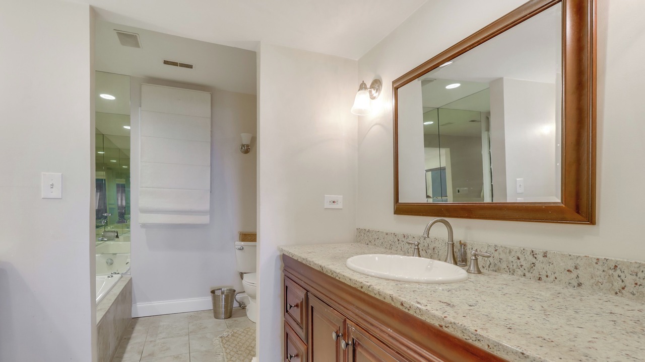 Photo of Bathroom in Willoughby Spit